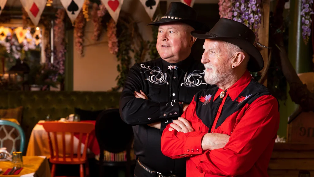 Two line dancers